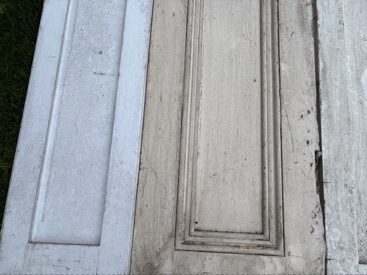 Two pairs of Victorian window shutters - Image 2