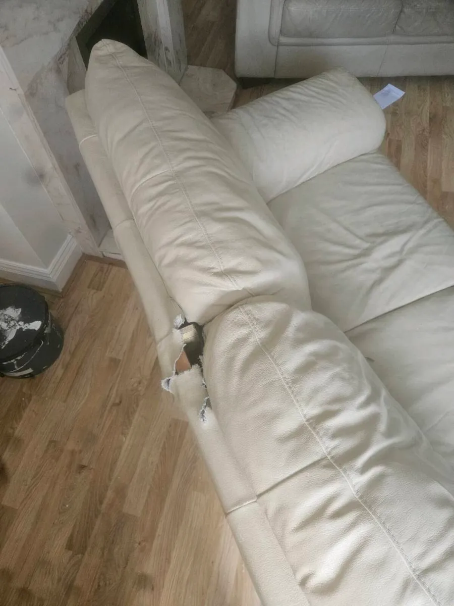 Leather sofa 3 & 2 - Image 2