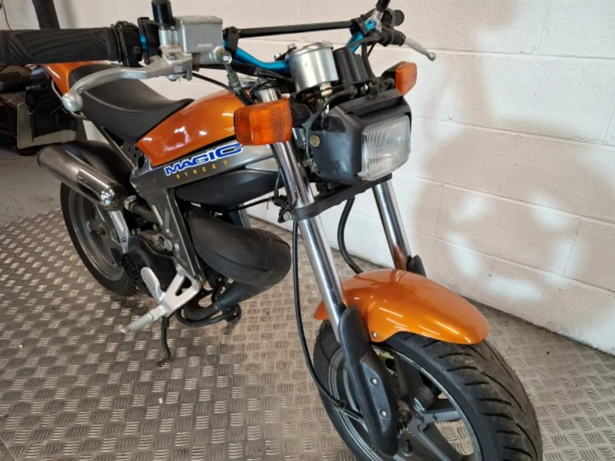 Suzuki Street Magic 50cc 1999 - Image 2