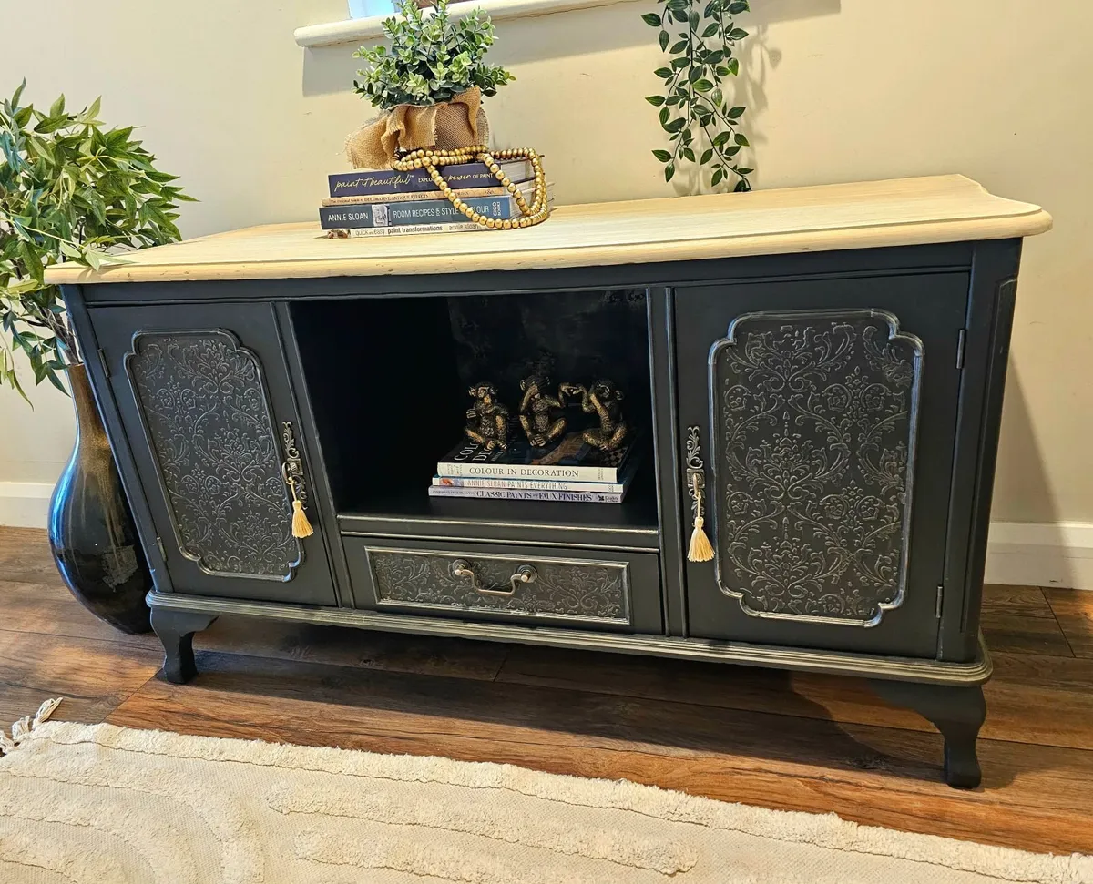 Sideboard - Image 1