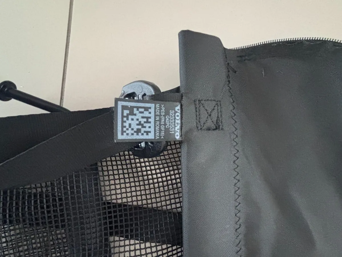 Volvo XC60 Cargo Safety Net (New - never used) - Image 3