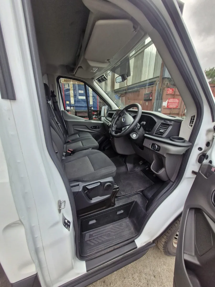 Ford Transit 2022 - Image 3
