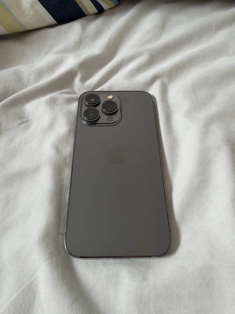 iPhone 13pro 256GB - Image 2