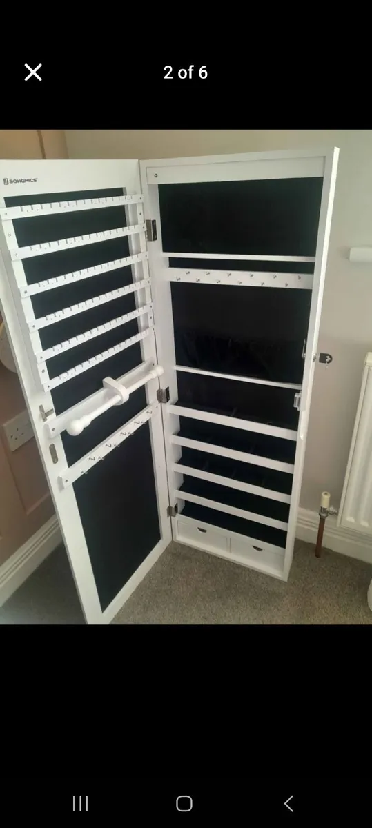 Jewelry Cabinet - Image 1
