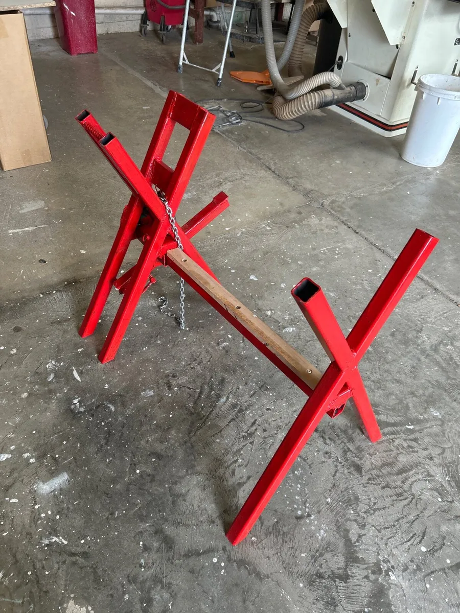 Log cutting frame - Image 1