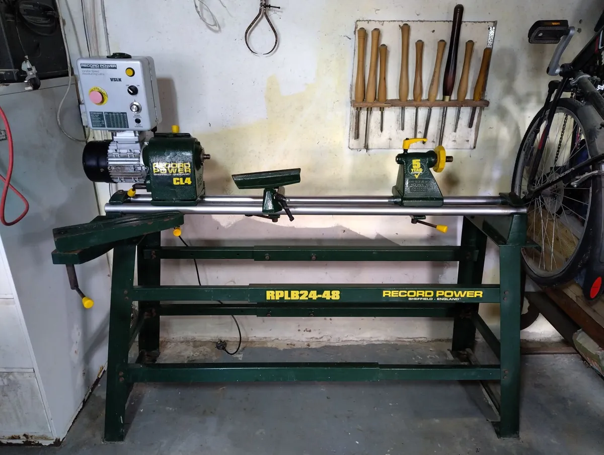 Record Power CL4 Wood Turning Lathe - Image 1