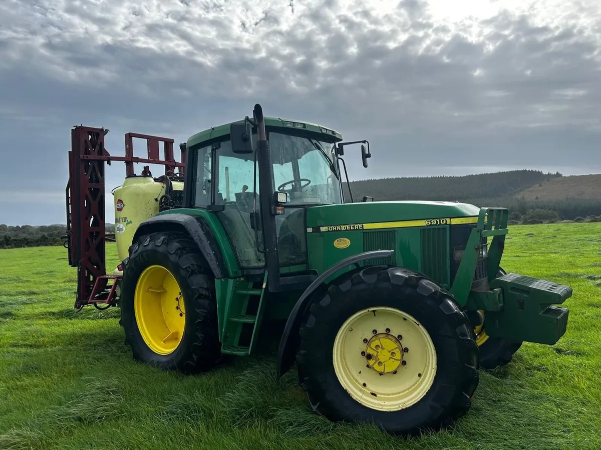 John Deere Other 2001 - Image 2