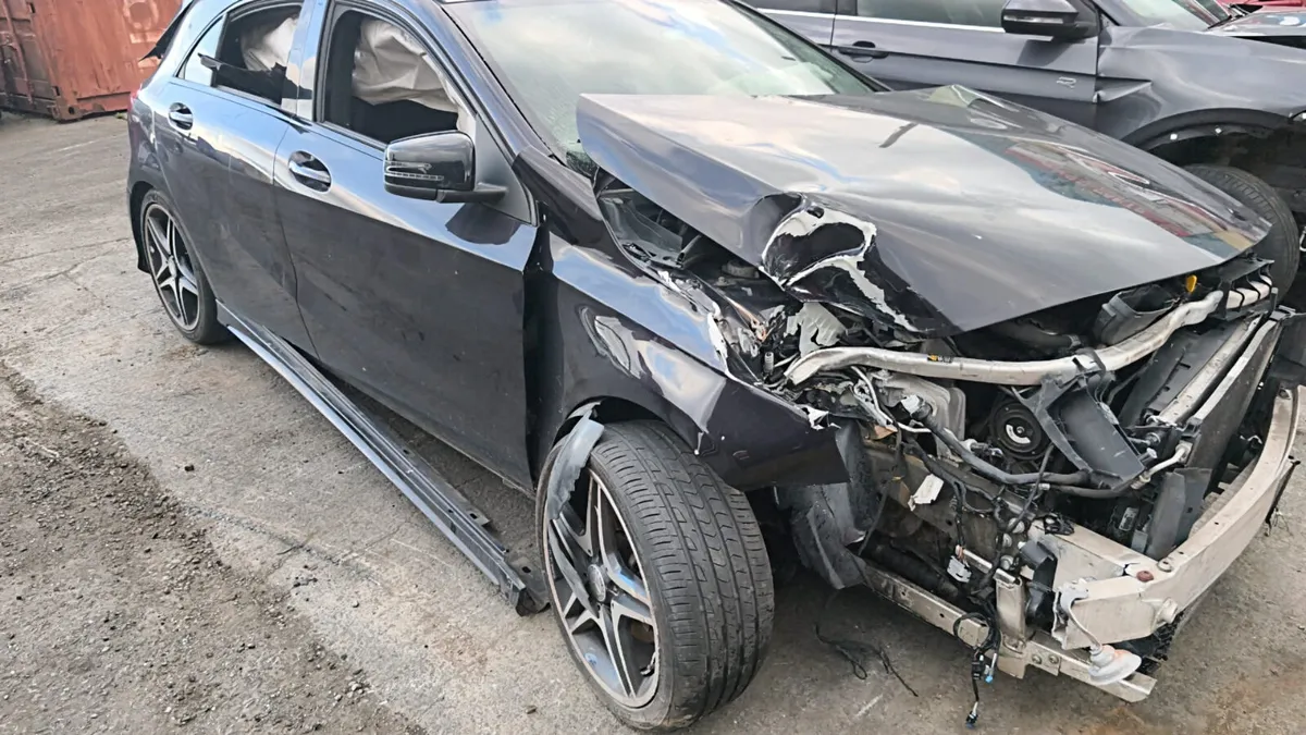2014 MERCEDES BENZ A CLASS 2.1 D FOR BREAKING - Image 2