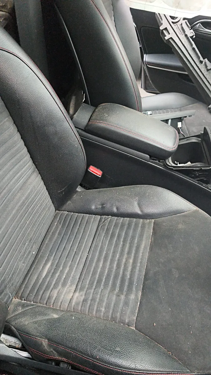 2014 MERCEDES BENZ A CLASS 2.1 D FOR BREAKING - Image 3