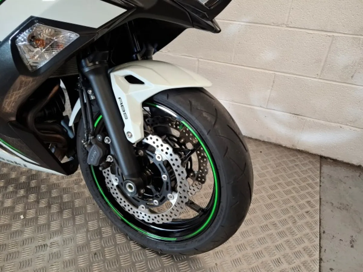 Kawasaki Ninja 650 2022 - Image 3