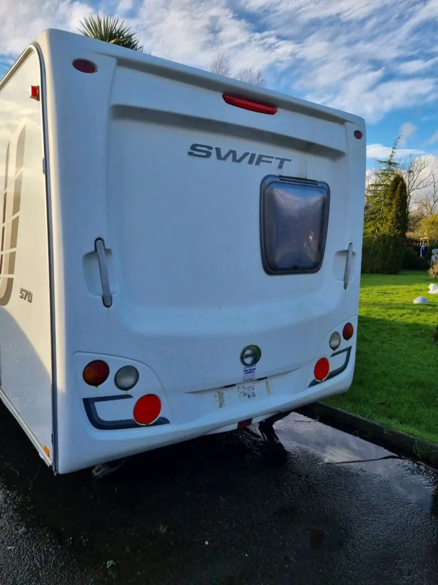 Caravan - Image 4