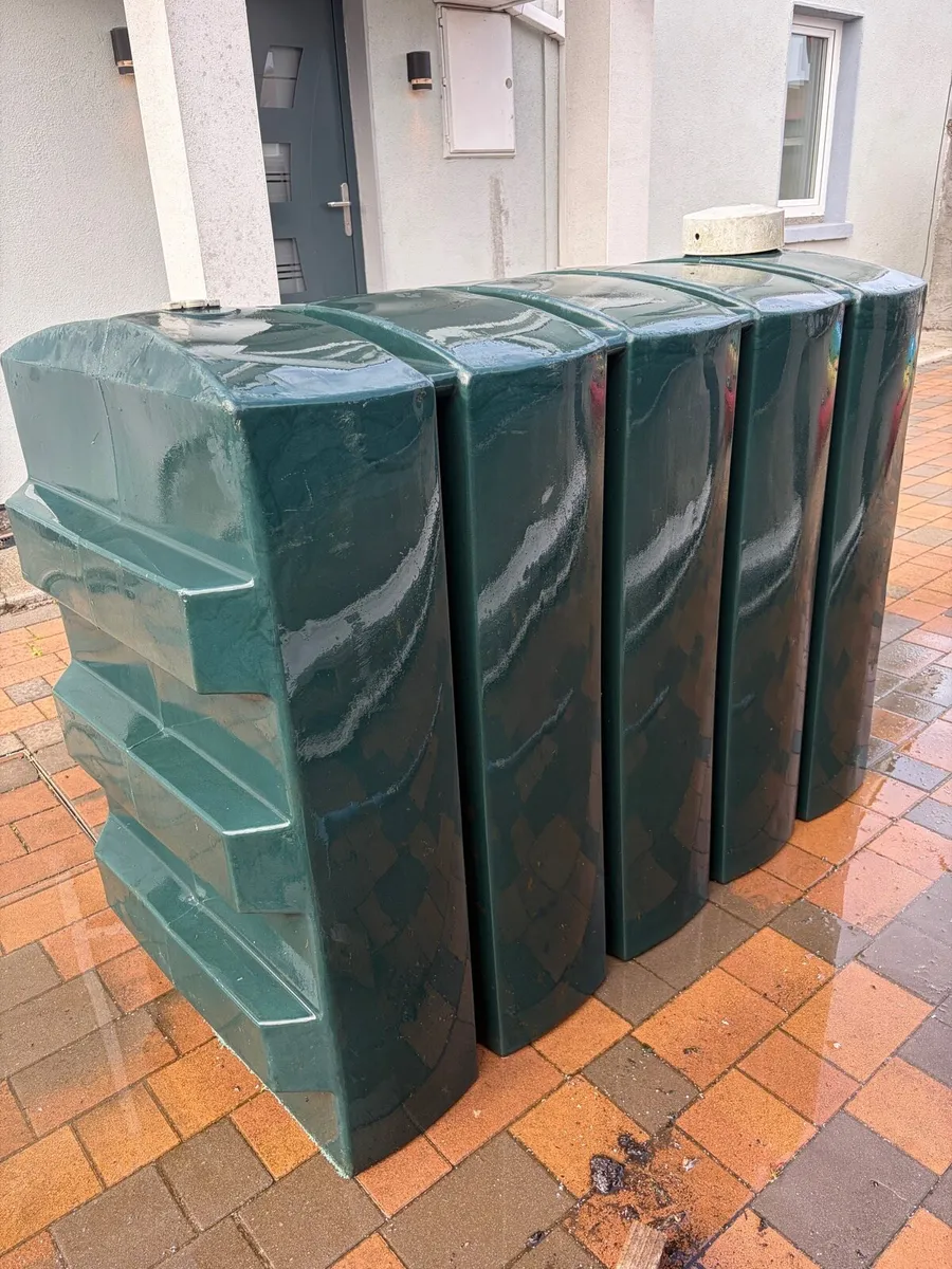 Free Oil tank - Image 1