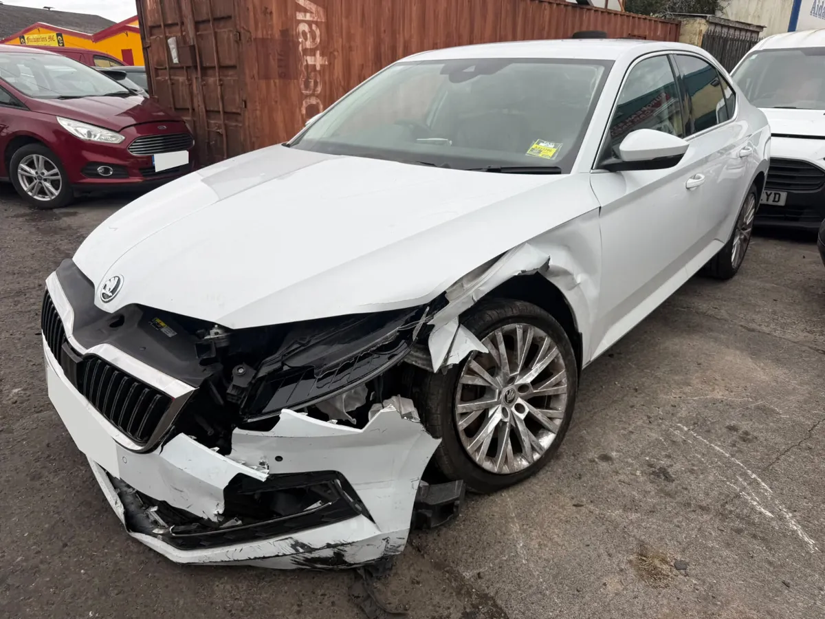 2023 SKODA SUPERB 2.0 TDI AUTOMATIC FOR BREAKING! - Image 2