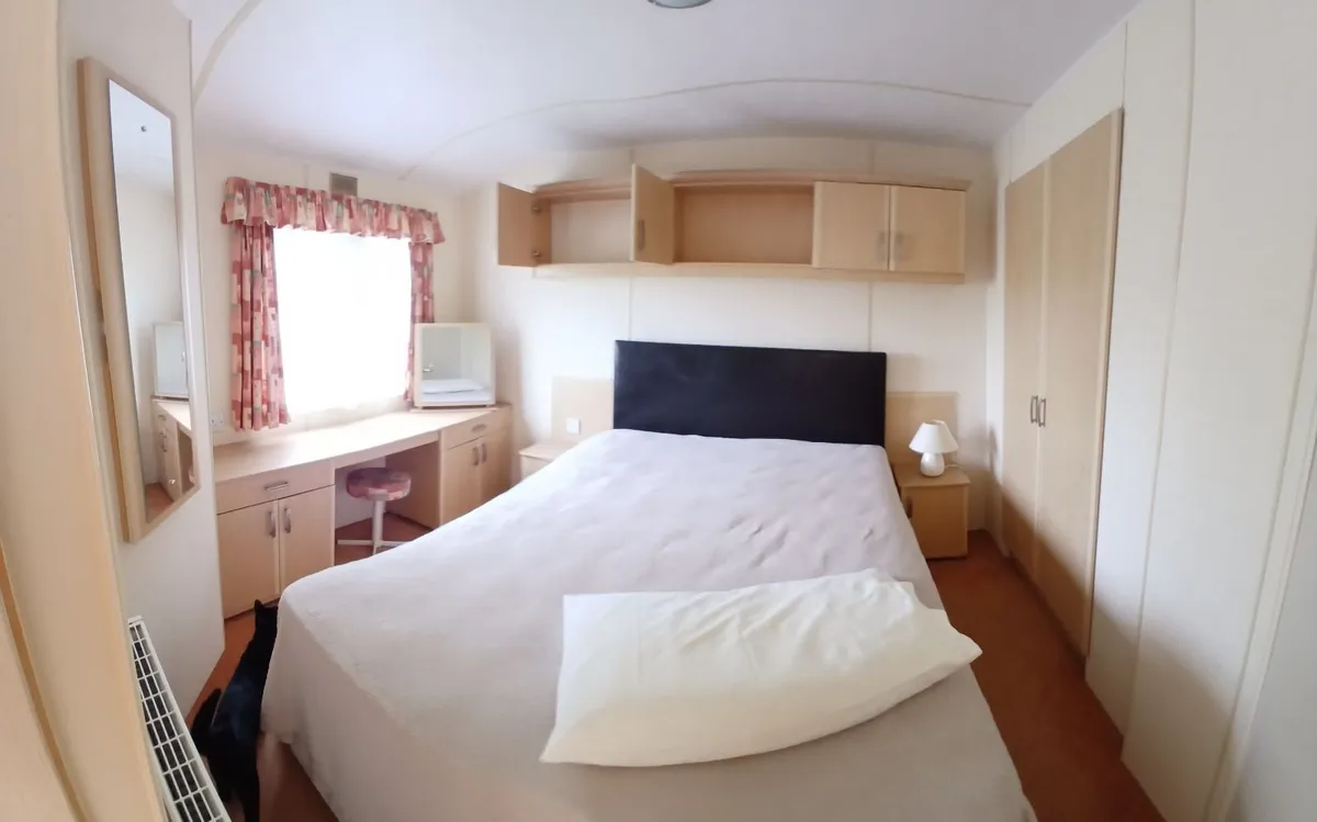Mobile Home - Image 4