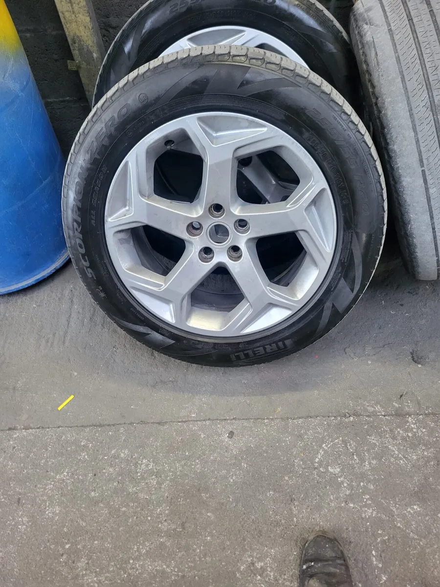 Range Rover wheels - Image 1