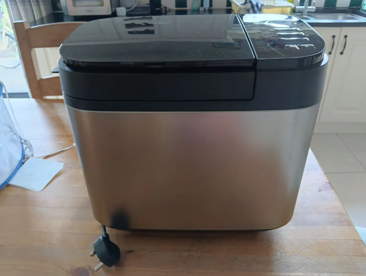 Panasonic Automatic Bread Maker Model SD-YR 2550 - Image 1