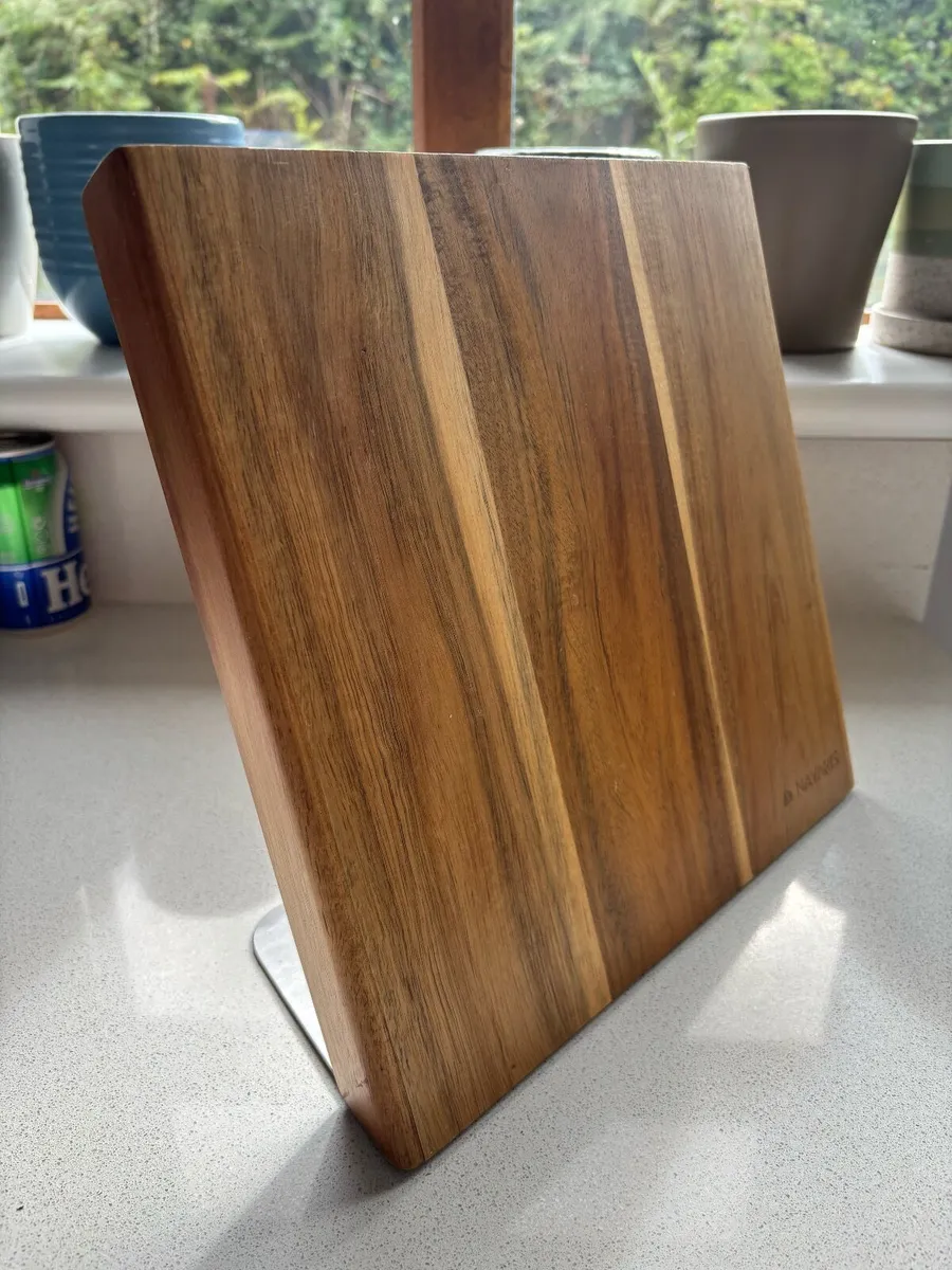 Acacia Wood Magnetic Knife Block - Image 3