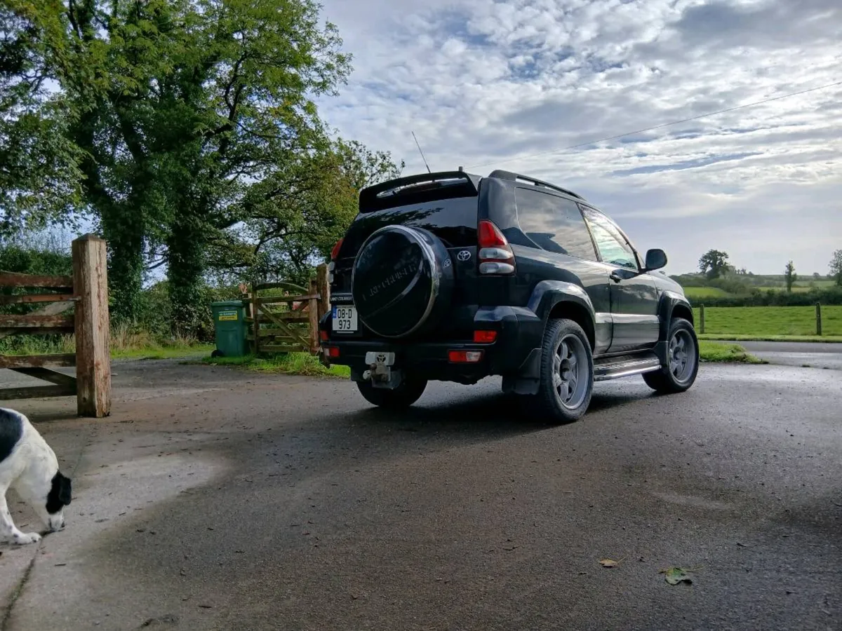 Toyota landcruiser - Image 3