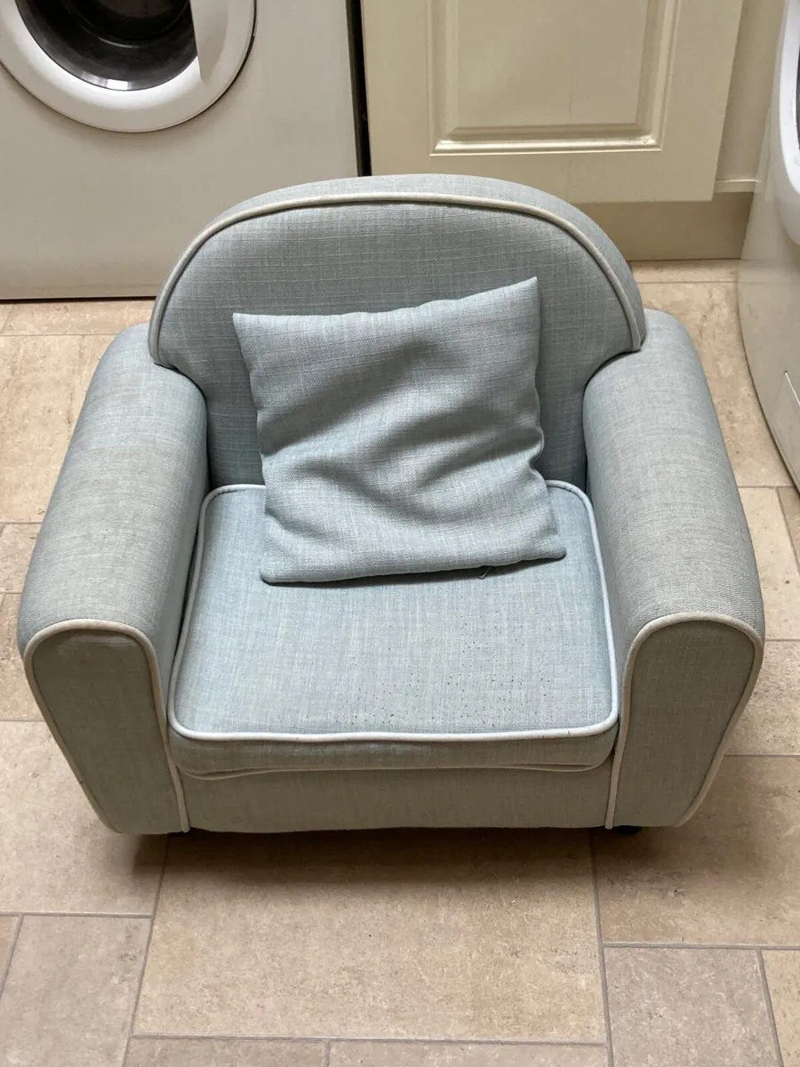 Kids armchair