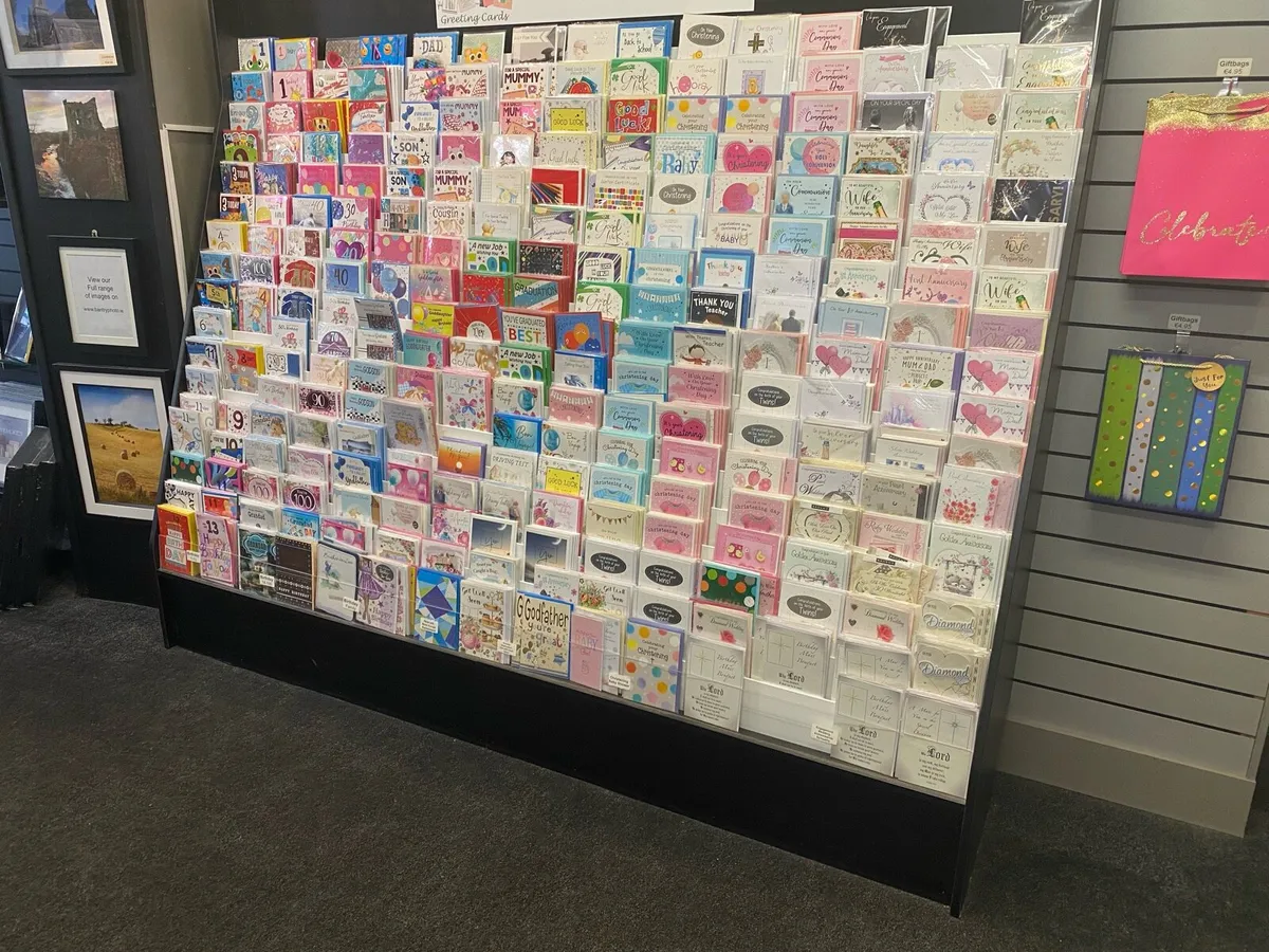 Greeting card stand - Image 1