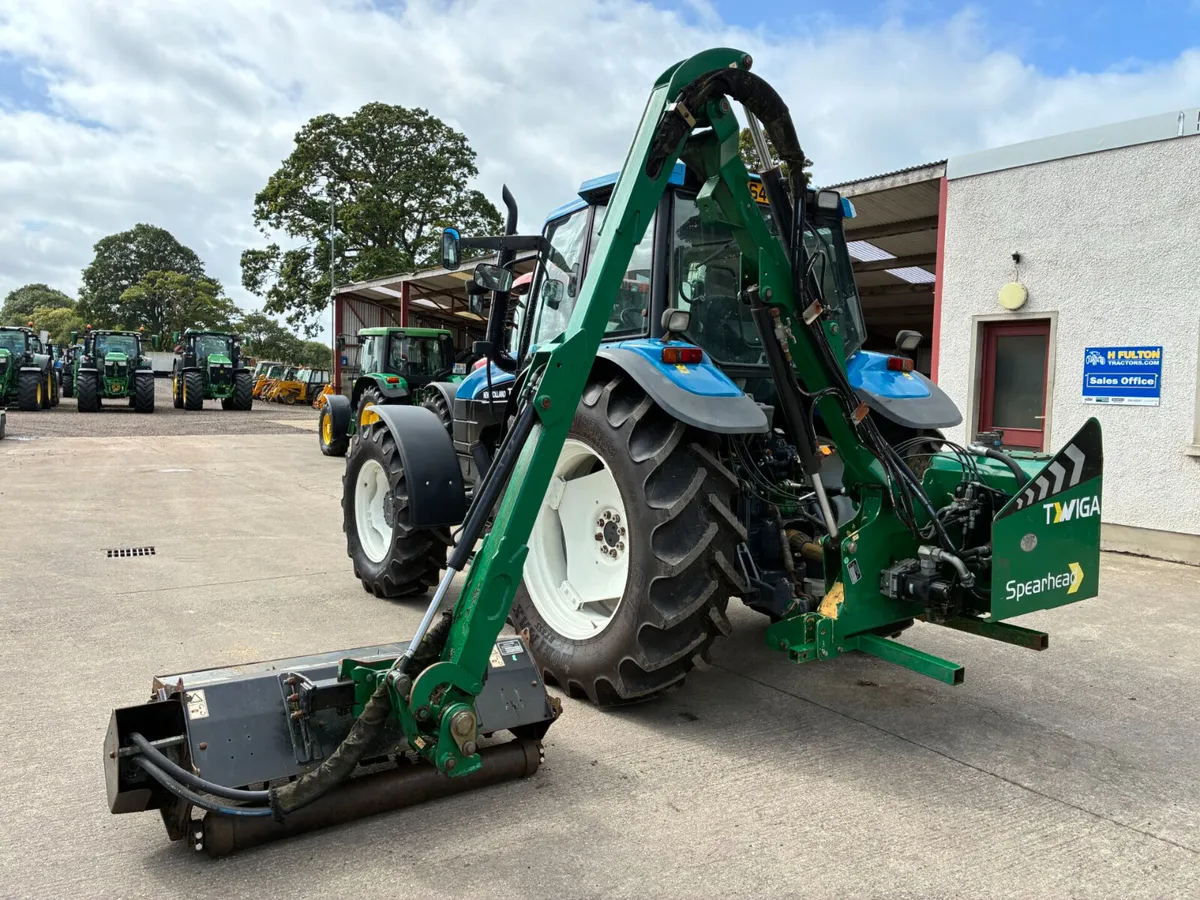 Spearhead Twiga 470 - Image 1