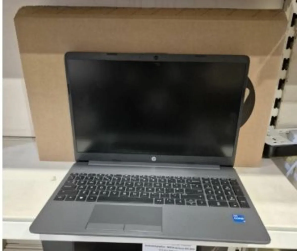 HP 250 G9 Laptop. Windows 11. 512 SSD. 8 gig ram