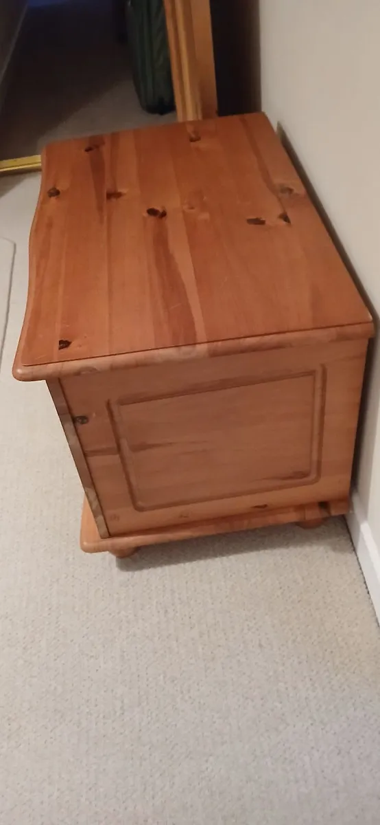 PINE CHEST - Image 2