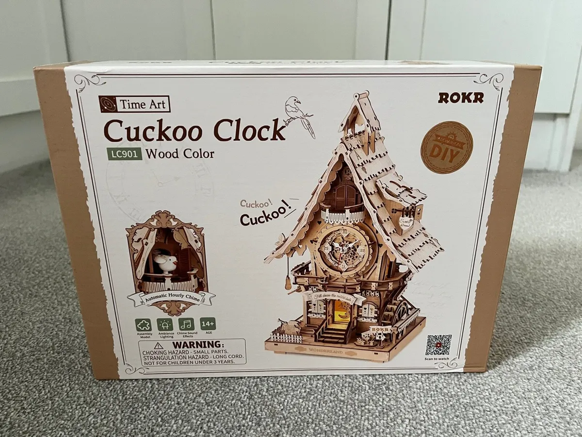 Wooden Cuckoo Clock model kit - Image 1