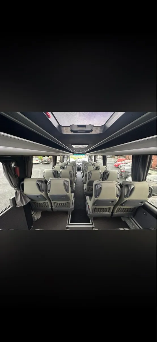 Iveco 33 seater - Image 4