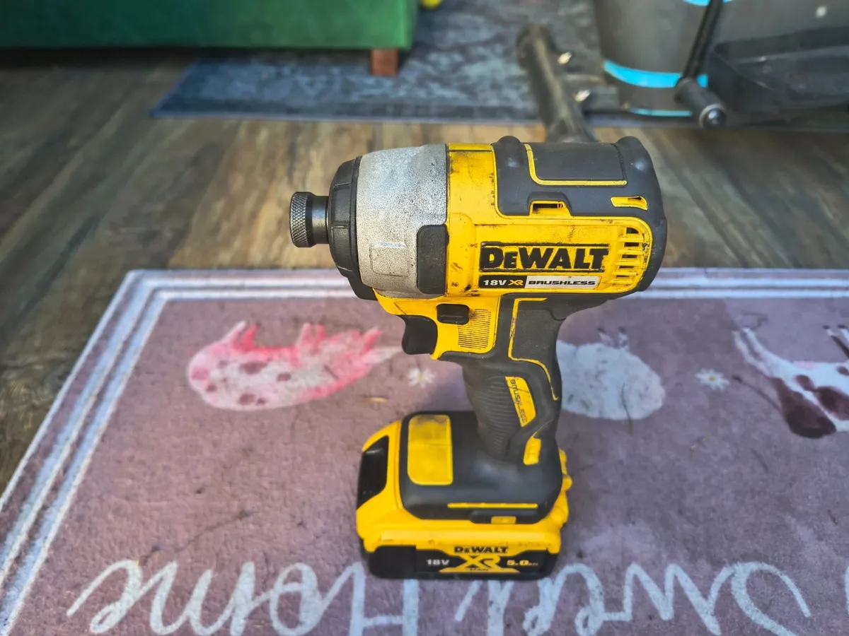 DeWalt DCF787 18v Brushless Impact - Image 3