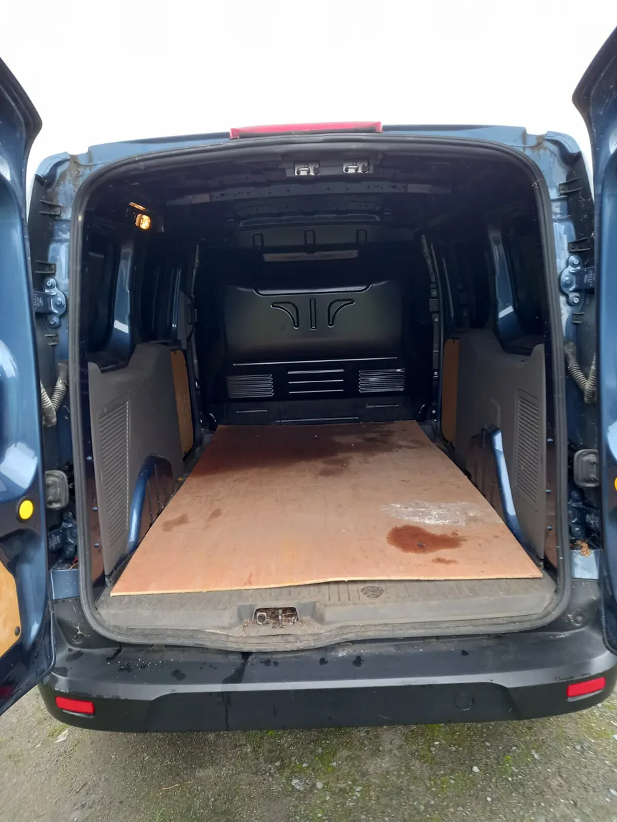 2021 Ford Transit Connect 1.5 Diesel - Image 2