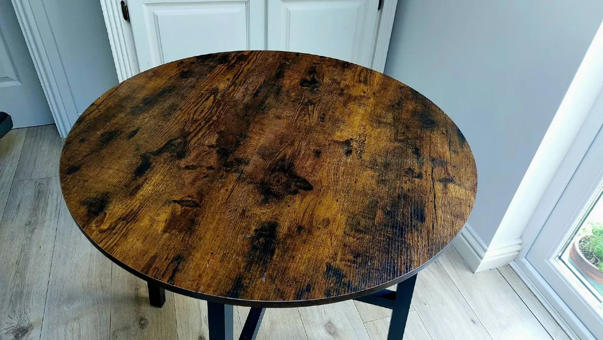 Dining room table - Image 2