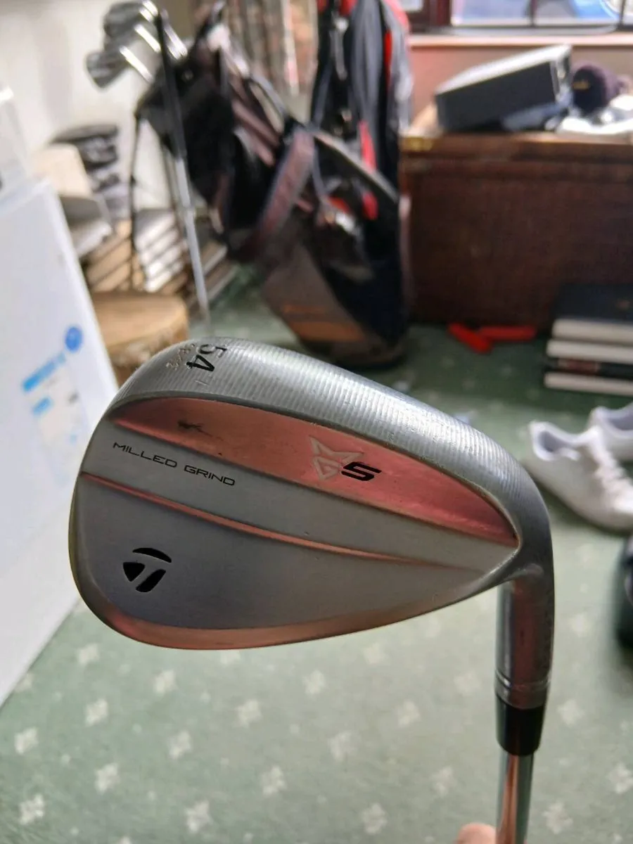 Taylormade Mg5 54 Degree Sand Wedge - Image 1