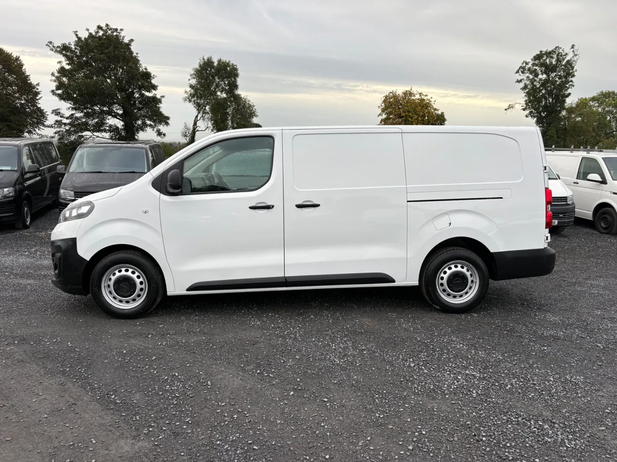 Opel Vivaro - Image 4
