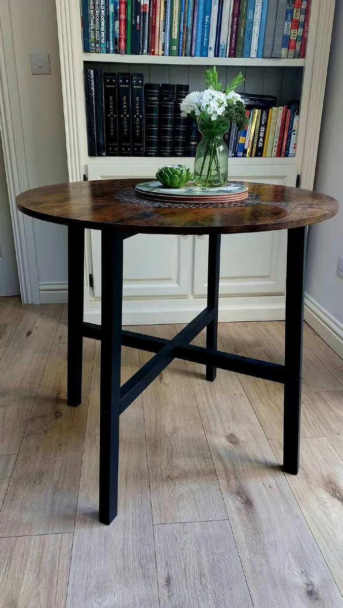 Dining room table - Image 3