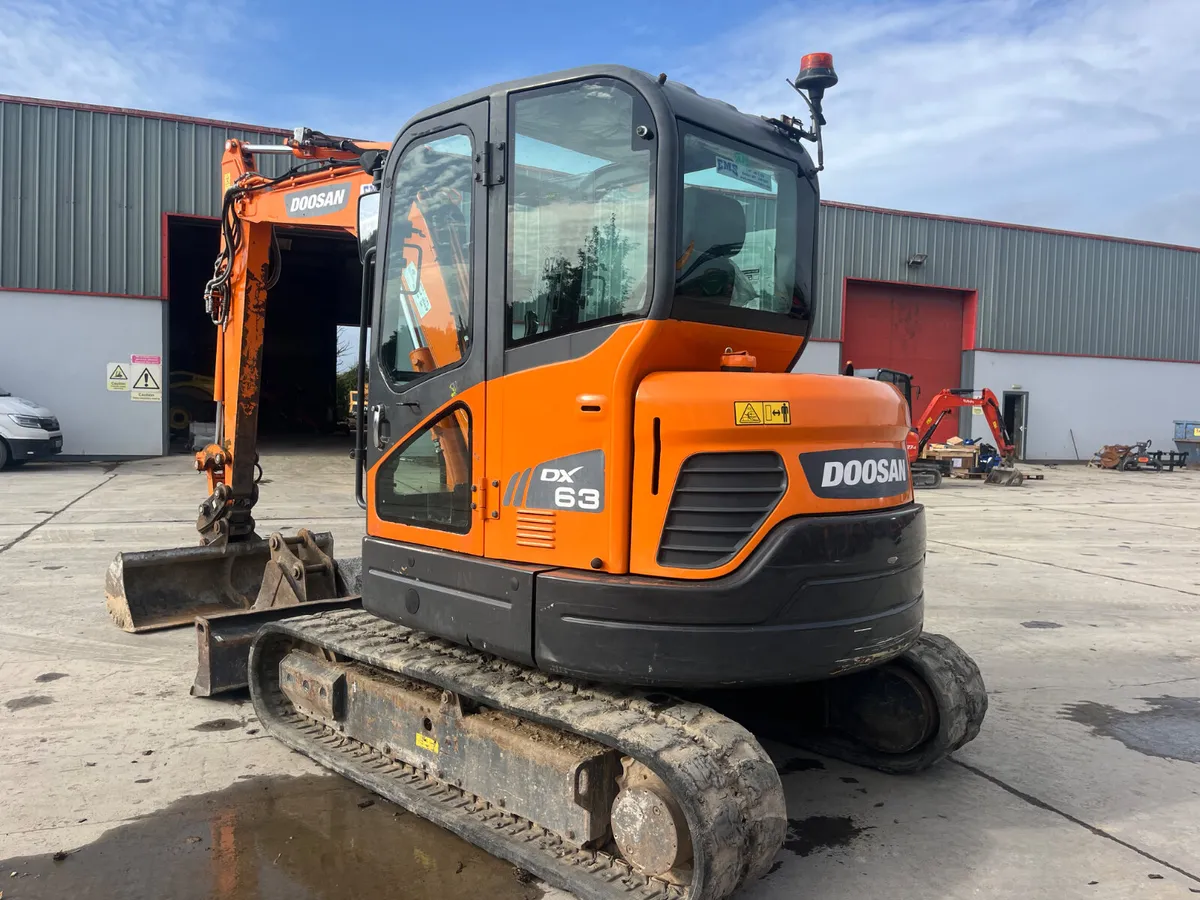 2021 Doosan DX63-3 Mini Excavator - Image 4