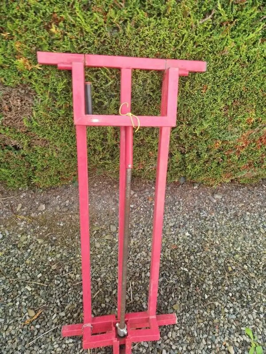 Ride-On Lawnmower Jack / Maintenance Lift - Image 4