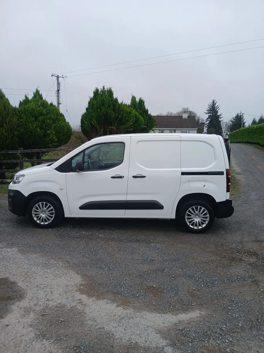 212 Citroen Berlingo - Image 3