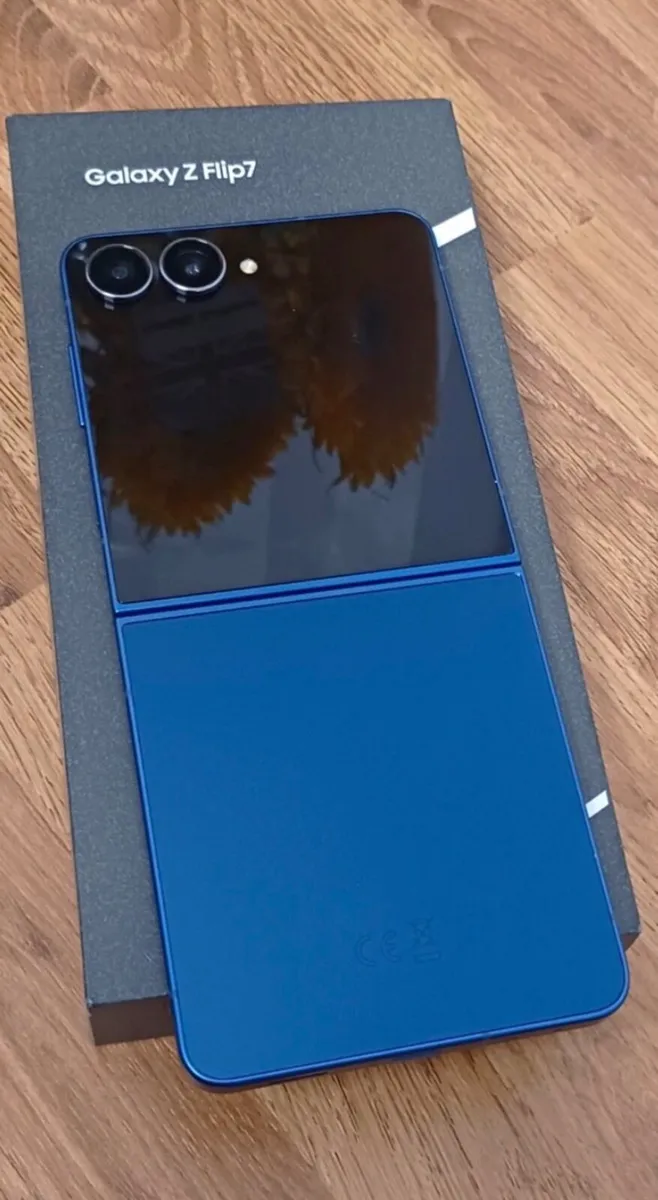 Samsung Z Flip 7