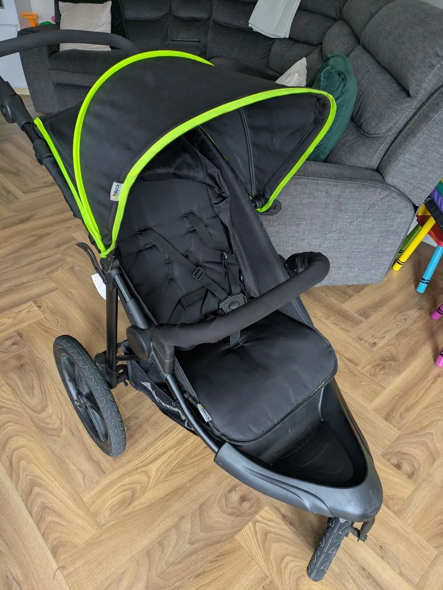 Hauck runner - 3 wheel stroller - Image 1