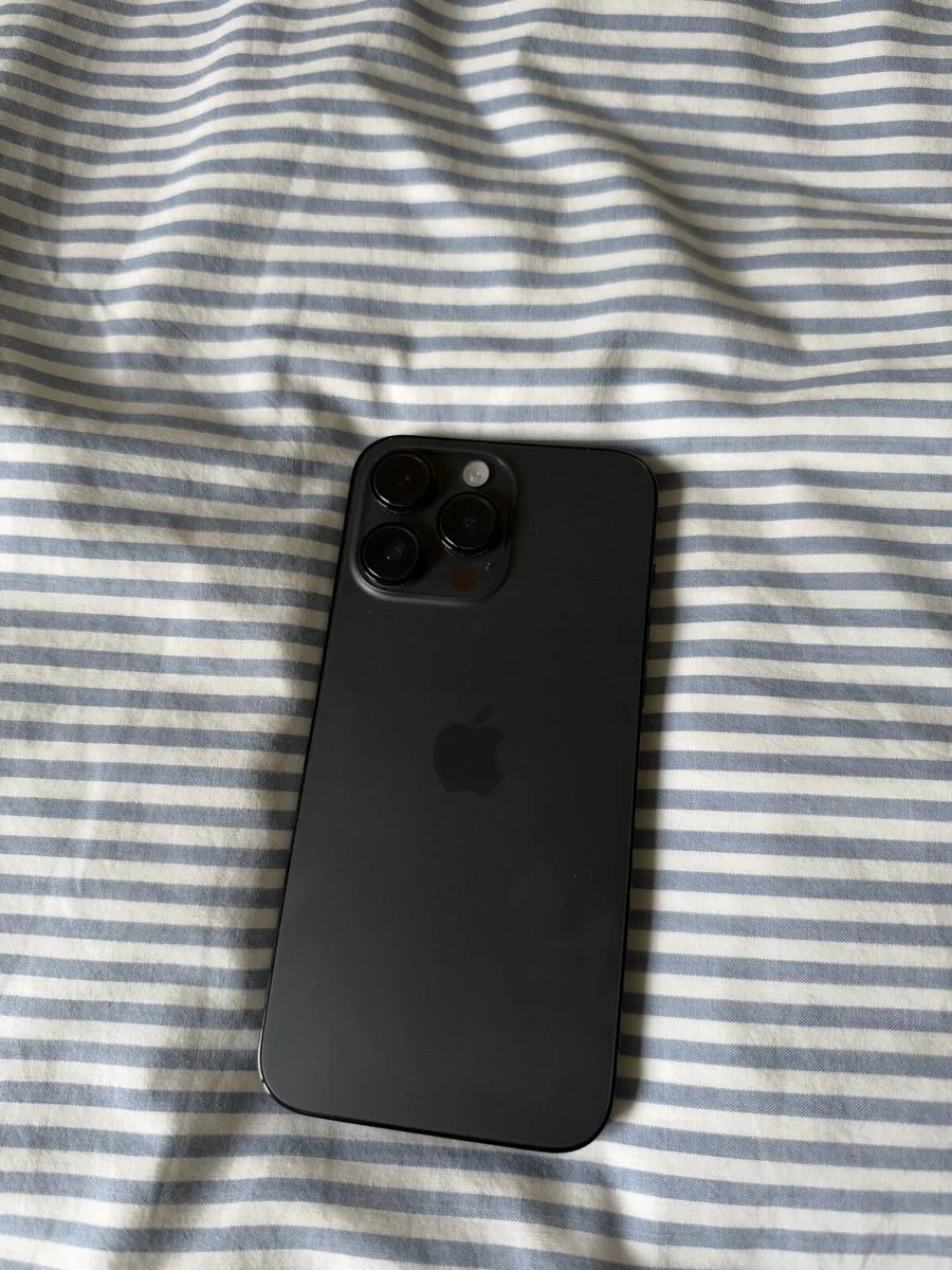iPhone 14 Pro Max - Image 1