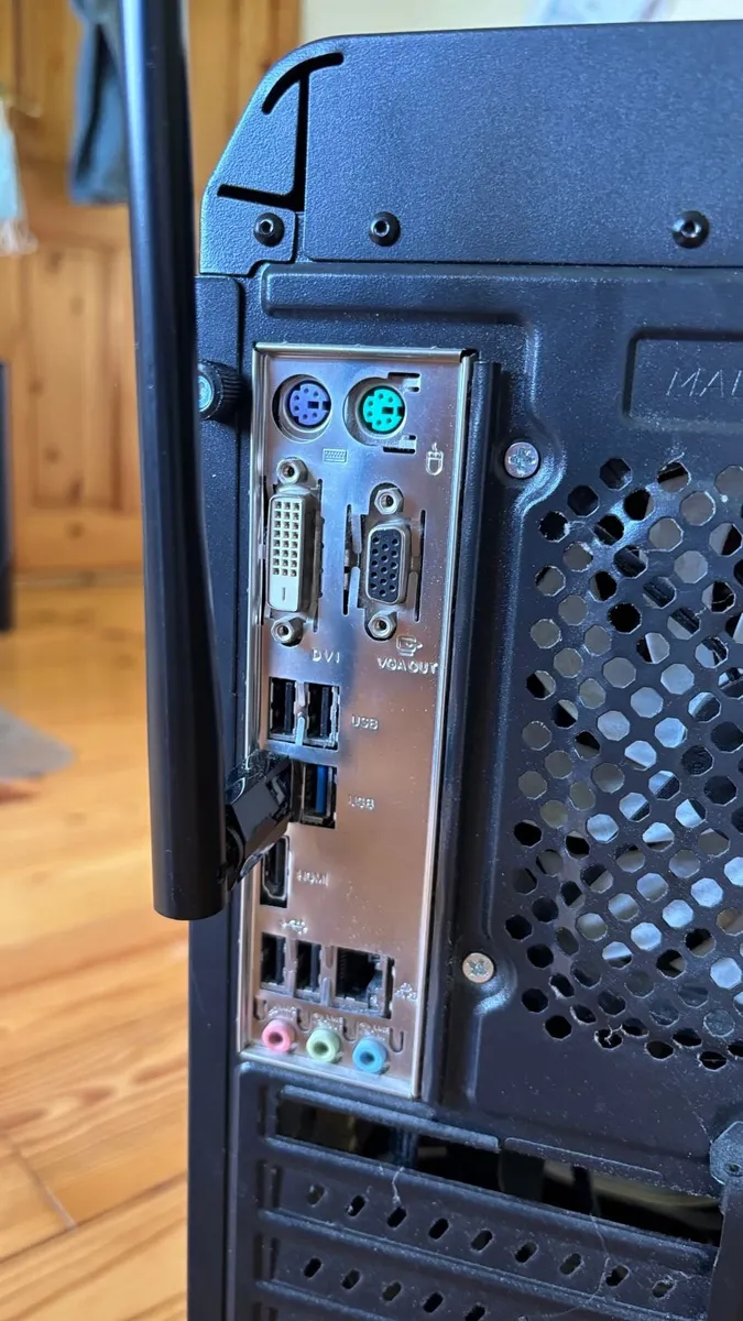 Desktop PC – i5-4670/24GB RAM + 24" FullHD Monitor - Image 3