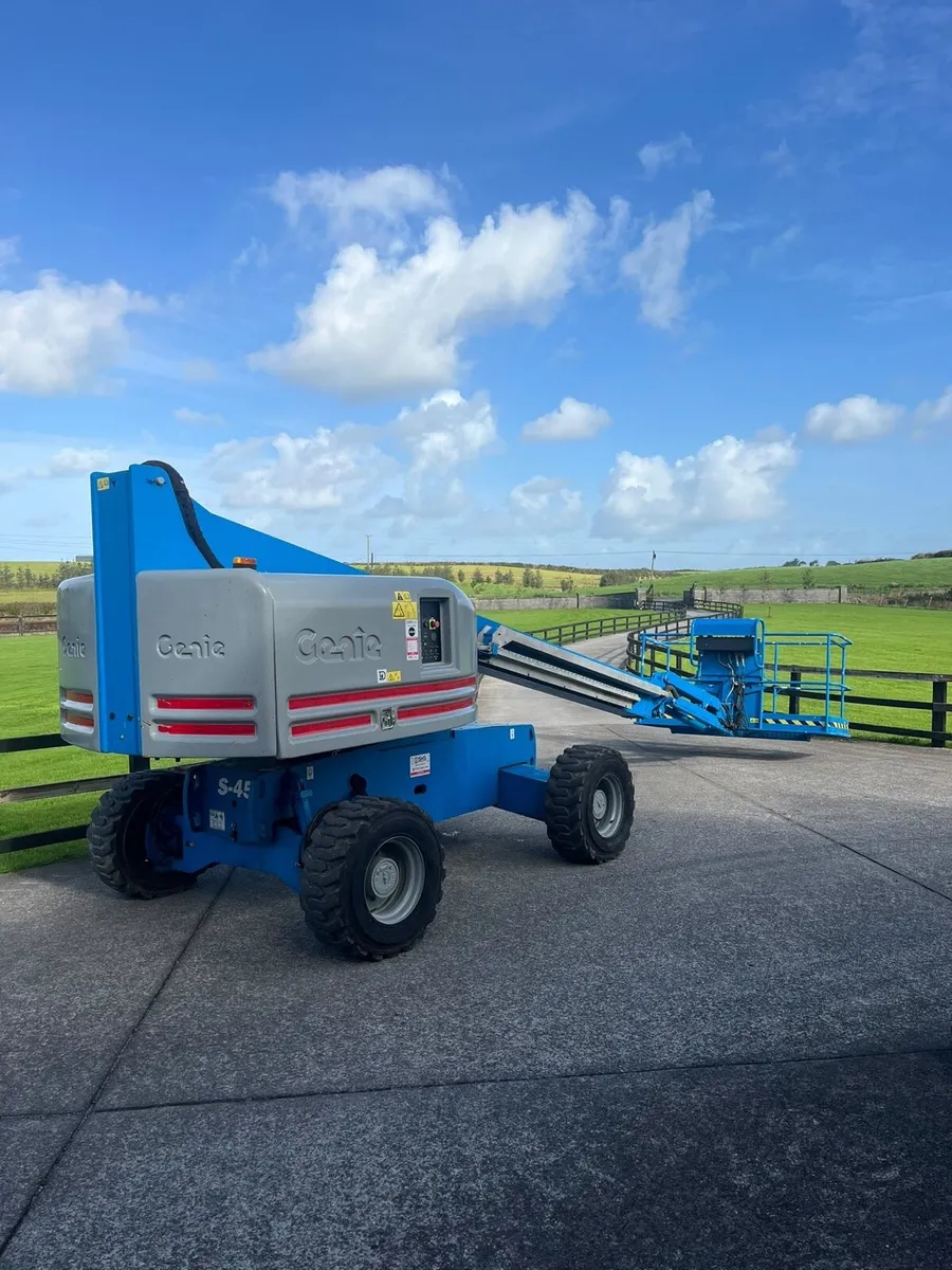 Genie boom lift - Image 3