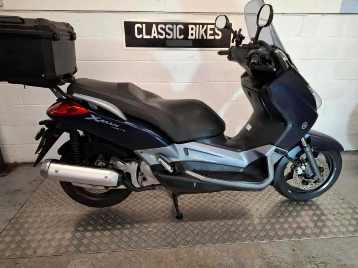 YAMAHA XMAX 125 2012 - Image 1