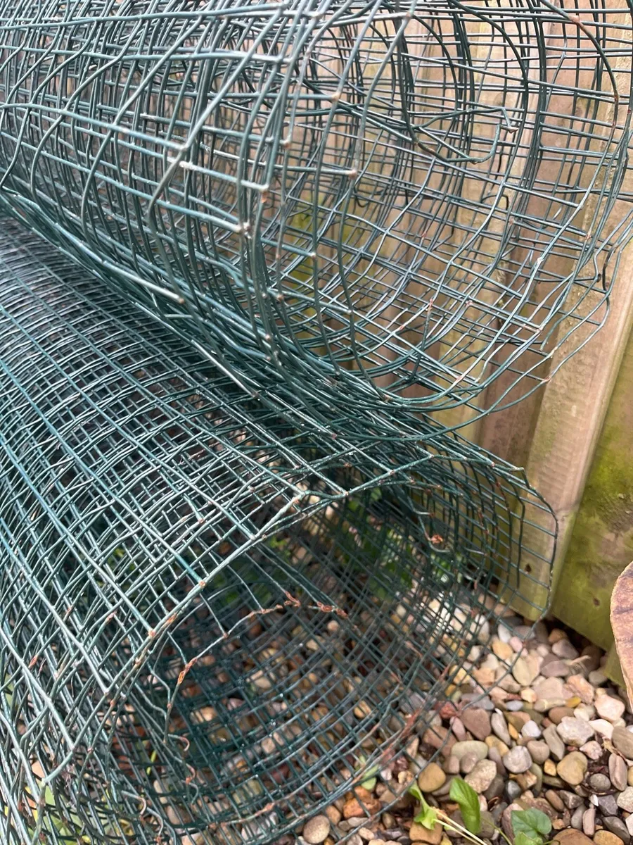 Two rolls of wire - Image 4