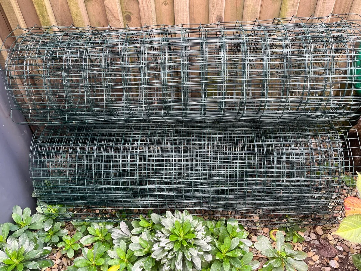 Two rolls of wire - Image 2