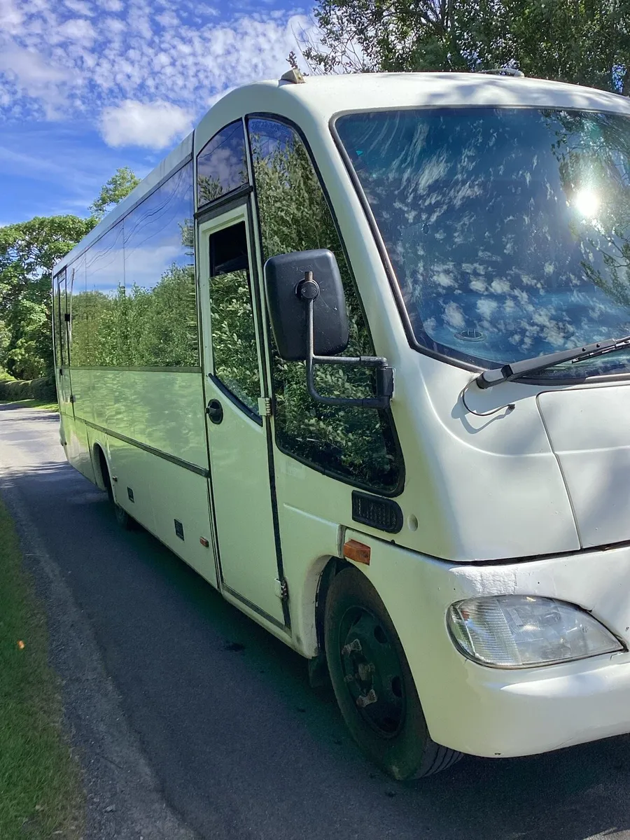 33 seater with test - Image 3