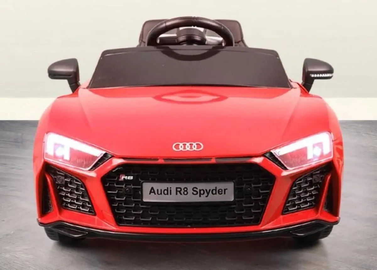 Licensed Audi R8 Spyder 12V Ride On Car Red - Image 2
