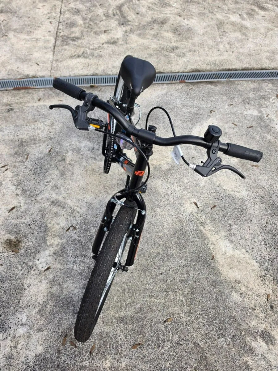 Apollo Switch Junior Hybrid Bike 20” - Image 4