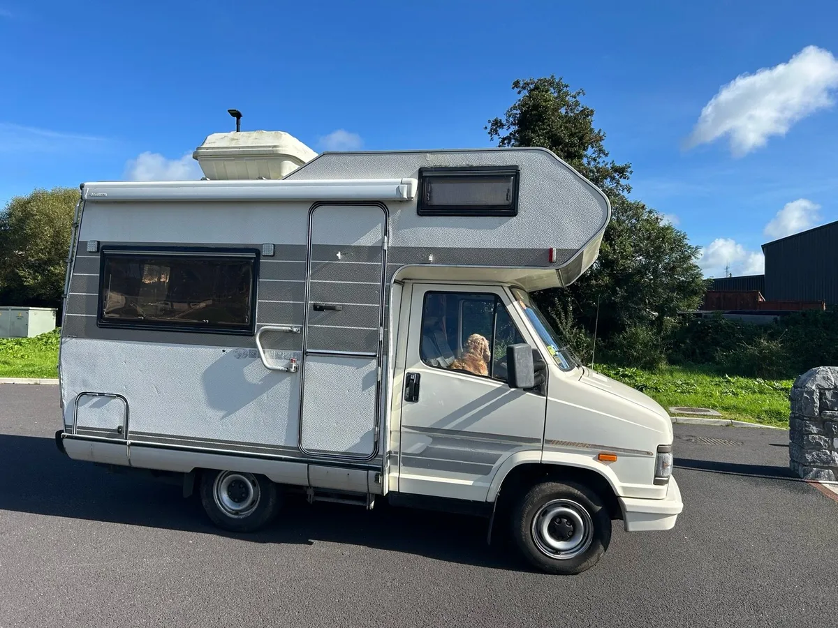Motorhome - Image 4
